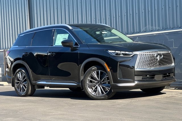 2026 INFINITI QX60 LUXE in Mineral Black — front three-quarter view