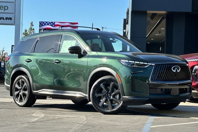 2027 INFINITI QX60 AUTOGRAPH in Deep Emerald — front three-quarter view