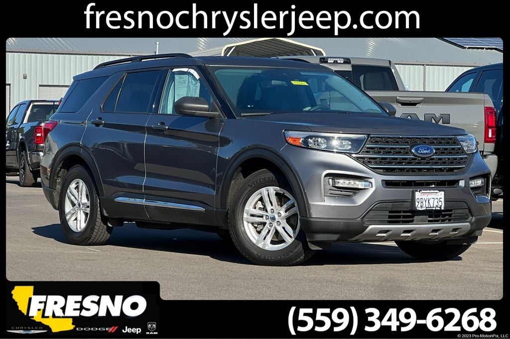 2022 Ford Explorer XLT in Carbonized Gray Metallic — front three-quarter view